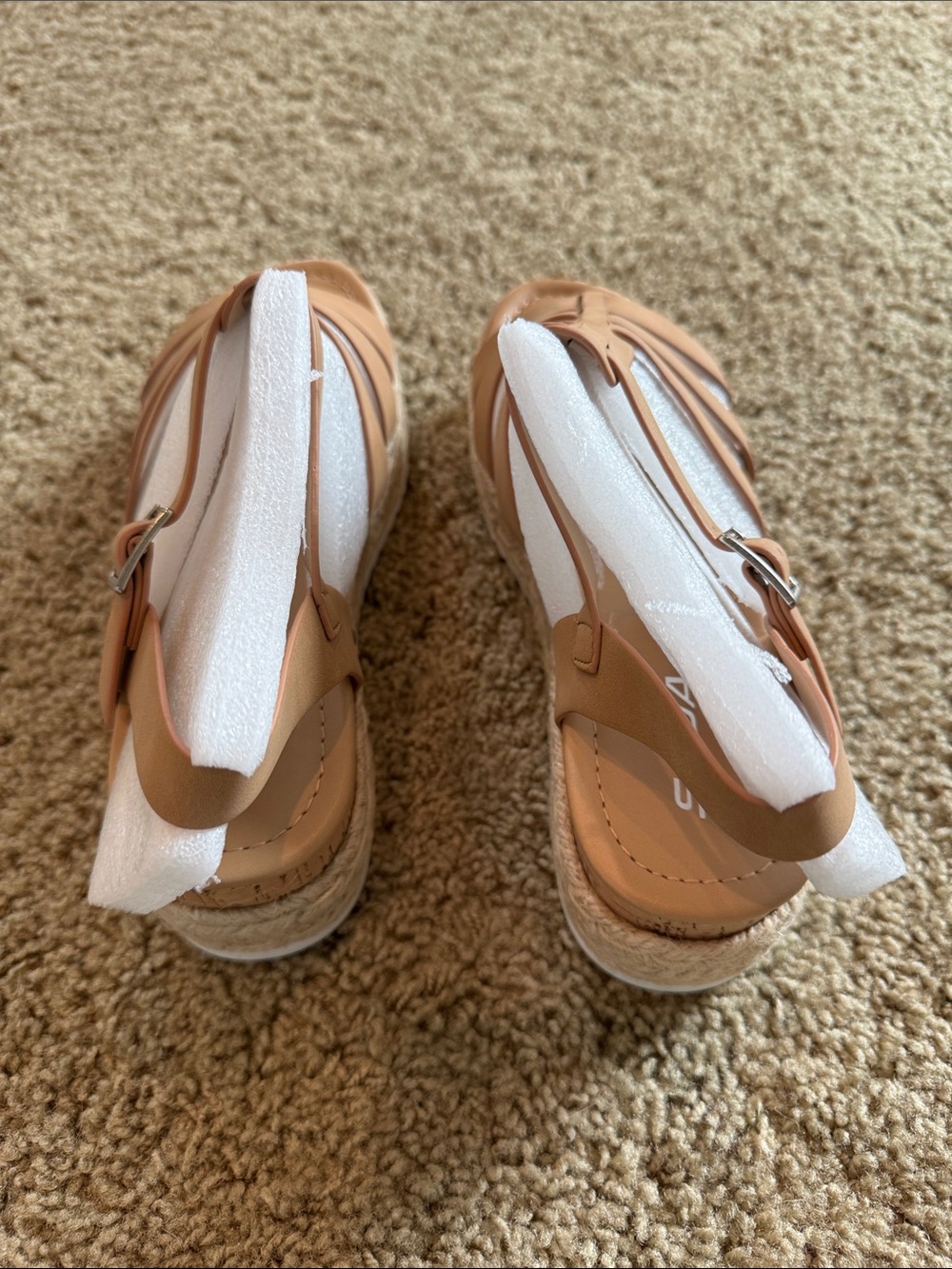 Trader Wedge Sandal - Picture 3 of 7